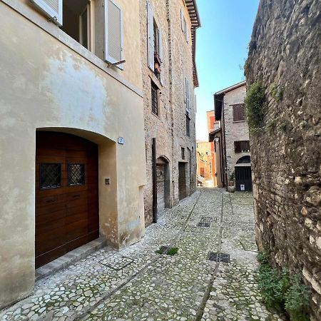 Vicoli E Arte Spoleto Apartment Exterior foto